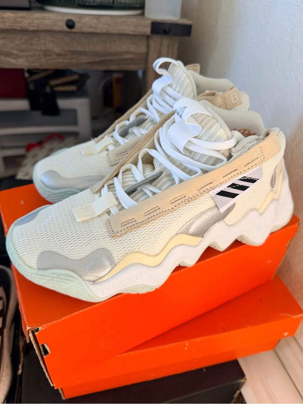 Adidas Women’s cream & White Wave-Detail Sneakers